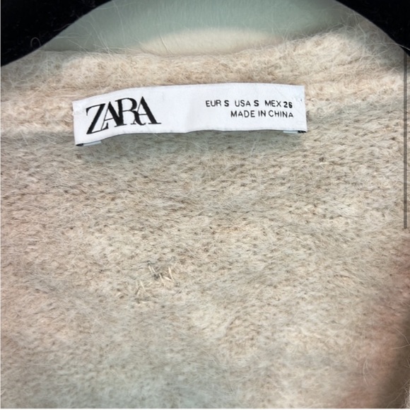 Zara knit beaded sweater set - Picture 8 of 9